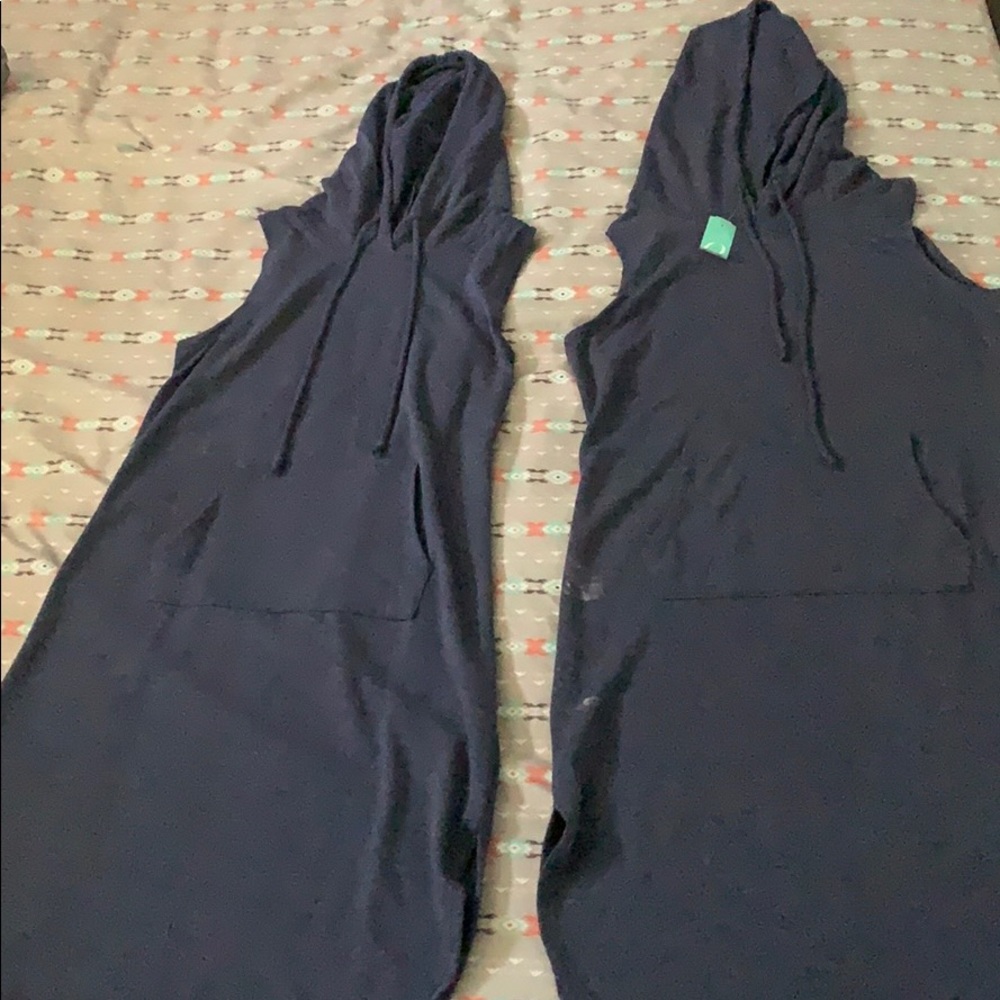 hoodie dress with a pocket and no sleeves